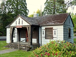 Glide Ranger Station - Glide Oregon