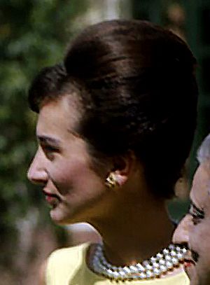 Lee Radziwill in India (cropped).jpg
