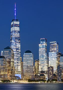 Lower Manhattan from Jersey City September 2020 HDR panorama (cropped).jpg