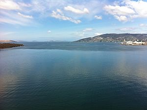 Sea-breeze in Hobart