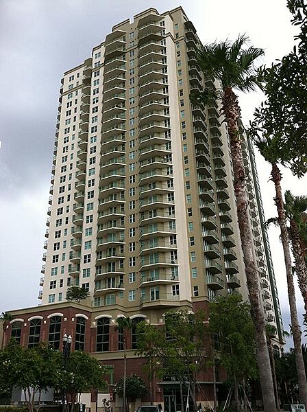 The-strand-jacksonville 1200