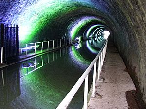 The recently illuminated Newbold Tunnel - geograph.org.uk - 117461