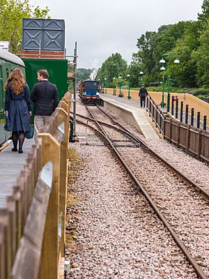 Train arriving in East Grinstead (9128638225)