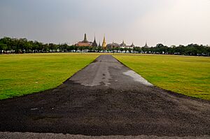 Wat Phra Kaew (วัดพระศรีรัตนศาสดาราม)