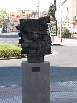 Alcalá de Henares - Madrid - 121 Pablo Serrano