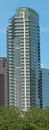 Bellevue Towers - South Tower(cropped), Bellevue Panorama.jpg