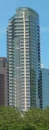Bellevue Towers - South Tower(cropped), Bellevue Panorama.jpg