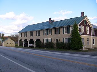 Bethel-Vermont-Locust-Creek-House-Complex-01.jpg