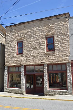 Bolen Building vertical