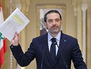 Il primo ministro Saad Hariri presenta la lista dei ministri suggeriti