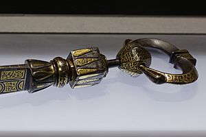 Key Barbuk Louvre OA6738 n04