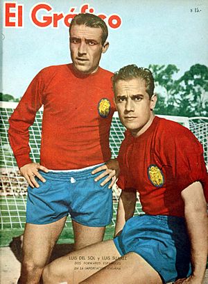 Luis Del Sol y Luis Suárez (Selección de España) - El Gráfico 2230