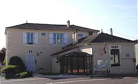 The town hall in Mouzeuil-Saint-Martin