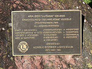 Plaque on memorial to the crash of DC-3 VH-ANK