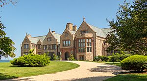 Rough Point, Newport