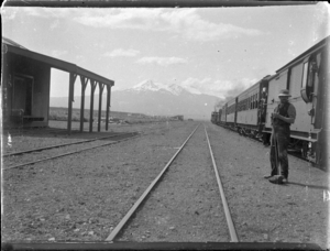 Train at Waiouru Railway Station, with Mount Ruapehu in the background ATLIB 308244