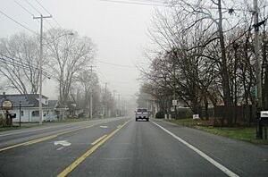 Westbound US 30 through Soudersburg