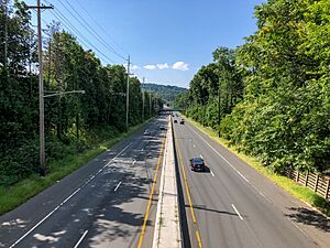2021-08-08 15 41 13 View north along New Jersey State Route 208 from the overpass for Van Winkle Avenue in Hawthorne, Passaic County, New Jersey b