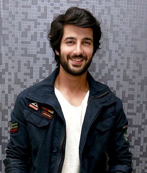 Aditya promoting Tum Bin 2 (cropped).jpg