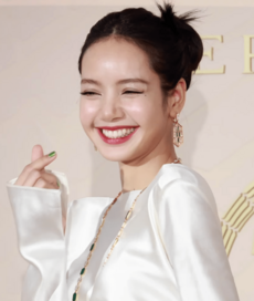 BLACKPINK's Lisa for BULGARI June 2023 0.4