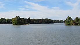 Belleville Lake (October 2020).jpg