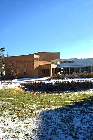 Bucksbaum Center for the Arts