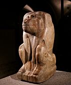 Early dynastic statue of a squatting baboon 02