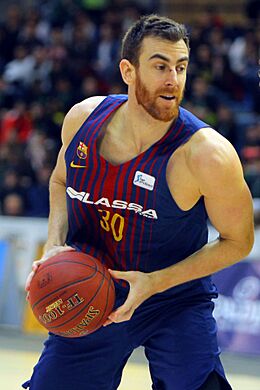 FCBQ) - 40055980970.jpg