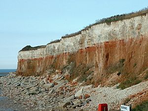 Hunstanton cliffs - geograph.org.uk - 840667.jpg
