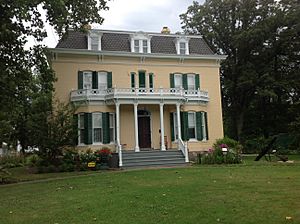 Loop House