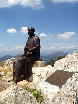 Monument Verdaguer Mare de Déu del Mont 2