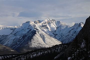 Mountain road trip to Banff springs (23793130931).jpg
