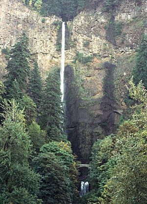 Multnomah Falls 921010