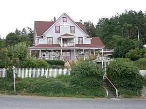 Orcas Hotel 02