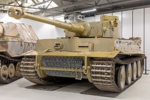 Panzerkampfwagen VI Ausfuhrung E (Tiger 131) front-left 2017 Bovington