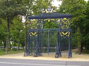 Reims - Grille des Basses-Promenades (2)