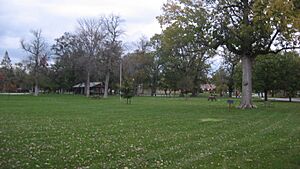 Roberts Park grounds, Connersville