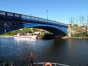 Severn River, Stourport Road Bridge (82)