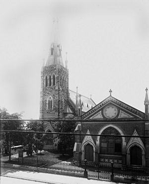 StateLibQld 1 130939 St. Paul's Presbyterian Church in Spring Hill, Brisbane, ca. 1912