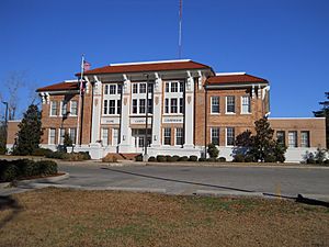 Stone County Courthouse in Wiggins