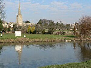 The Church of St Lawrence, Lechlade - geograph.org.uk - 333660