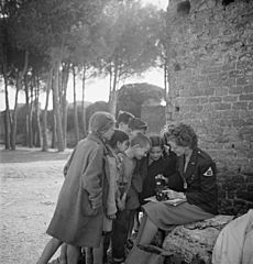 Toni Frissell in Europe ppmsca19005u