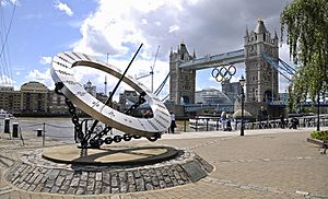 Tower-bridge-and-olympic-rings