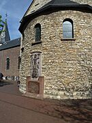 Voerendaal-Verzetsmonument bij de kerk (2)