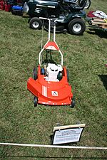 Allis-Chalmers SP Lawn Mower DCAPC August 2008 show
