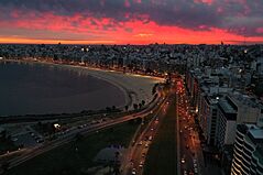 Atardecer en Pocitos, Montevideo, Uruguay