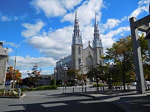 Basilique-cathedrale Notre-Dame d Ottawa - 03.jpg