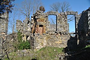 Bell's Tavern Ruins