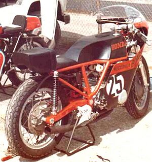 Bimota Honda HB1 at Imola 1973.JPG