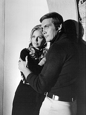Britt Ekland Lee Majors Six Million Dollar Man 1973
